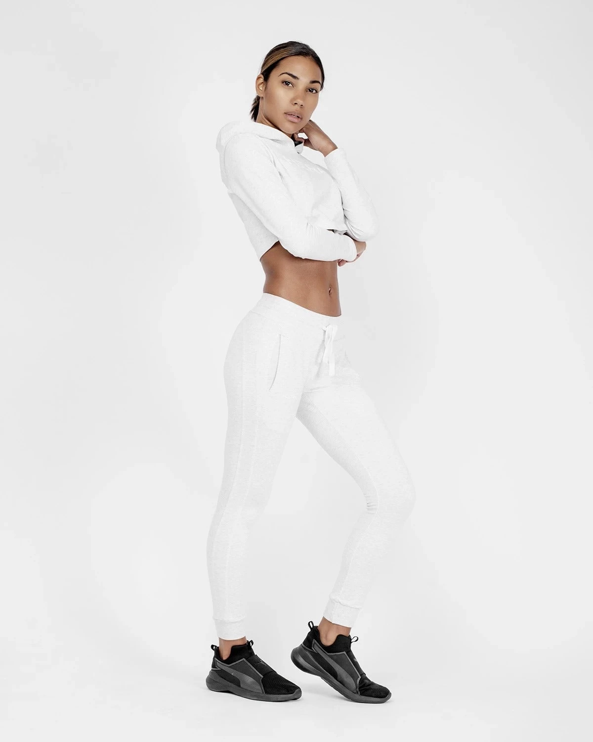 HERA X HERO Lea Crop Hoodie - Light Grey 3 HERA X HERO Lea Crop Hoodie - Light Grey - Image 3