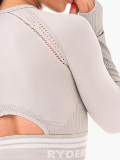 Ryderwear Freestyle Seamless Long Sleeve Crop - Grey 15 Ryderwear Freestyle Seamless Long Sleeve Crop - Grey -Ryderwear LONGSLEEVECROP GREY 8 1000x1000 d378b2b5 fbf0 4831 90af 260b997b28c6