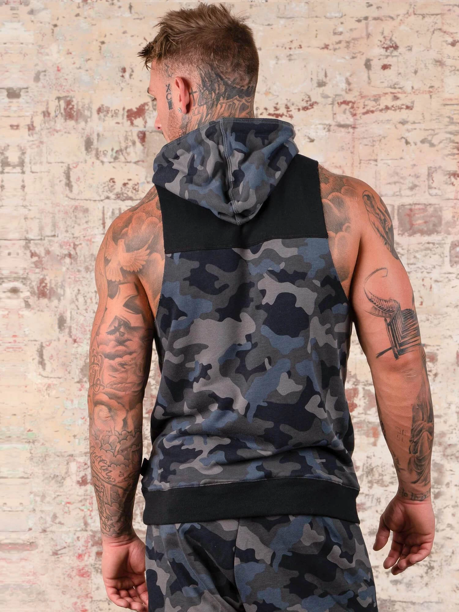 Ryderwear Camo Sleeveless Hoodie 2 Ryderwear Camo Sleeveless Hoodie - Image 2